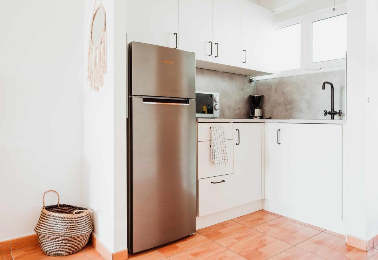 Apartamento Maypa 2 Salitre เมโลเนรัส ภายนอก รูปภาพ